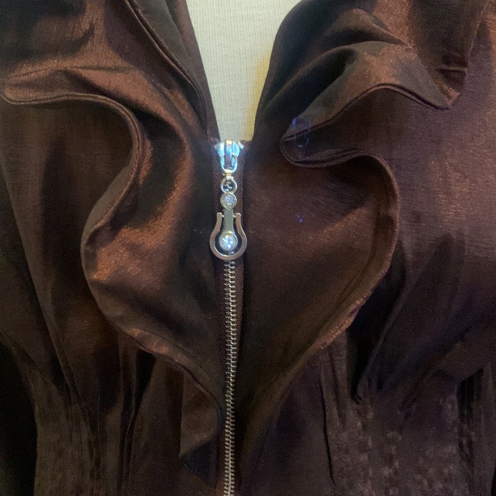 Women’s Brown Ruffled Zip-Front Jacket, size L - Picture 5 of 9
